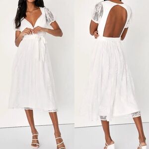 NWT Lulu’s Puff Sleeve Lace Open‎ Back Midi Dress in White - L